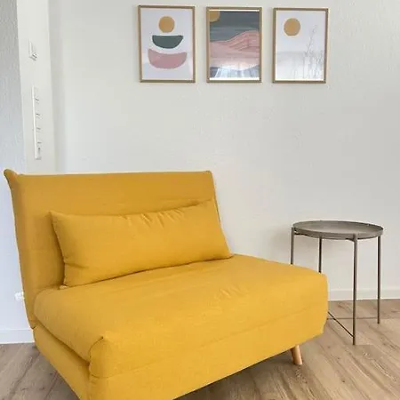 Neue Mit Terrasse Und Tg-stellplatz Apartamento Sindelfingen